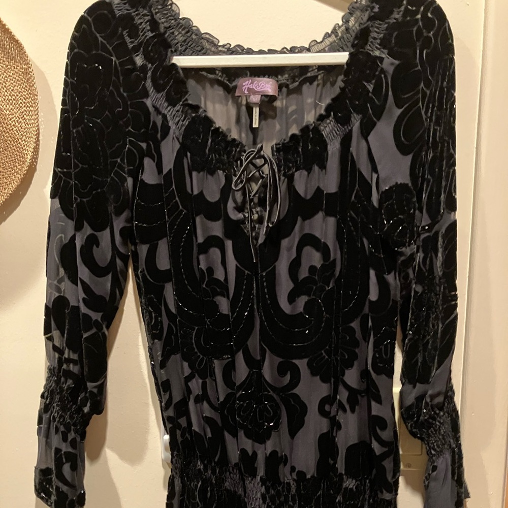 Cut velvet tunic top